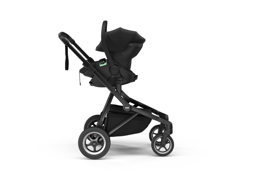 THULE Maple autós gyerekülés és hordózó fekete (14000002)