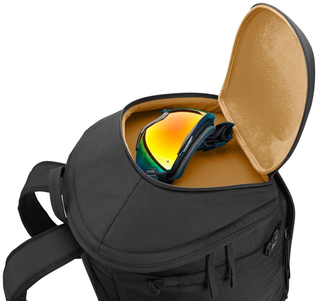 Thule RoundTrip bakancs hátizsák 60L fekete (3204357)