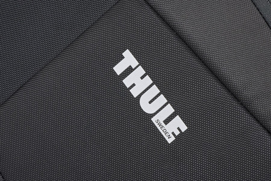 Thule Accent laptop hátizsák 28L fekete (TACBP-2216) - Kattintásra bezárul -