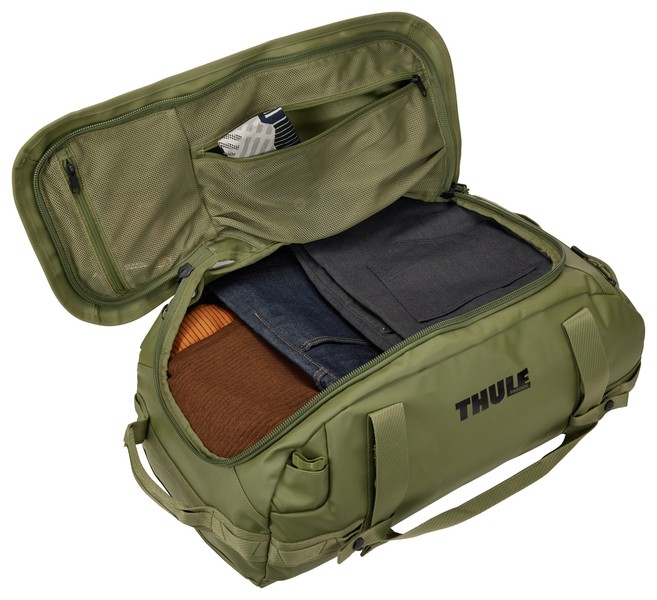 Thule Chasm sporttáska 40 l olíva (3204990)