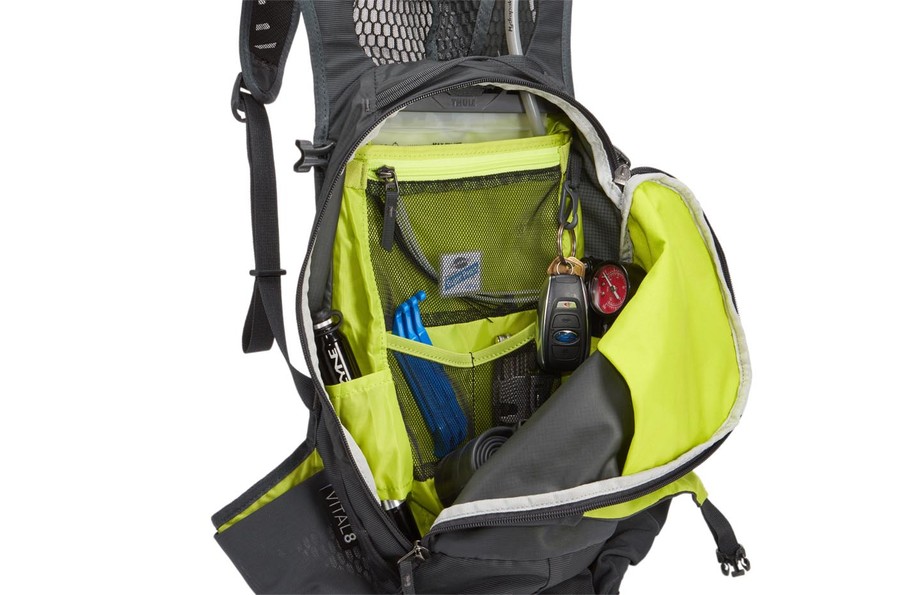 Thule Vital 8L hidratációs hátizsák fekete (3203641)